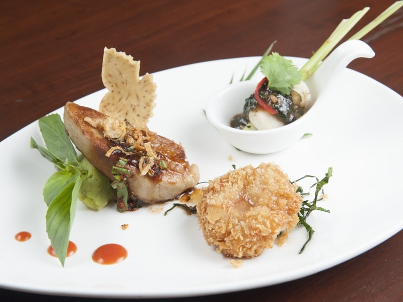 チュアン・チム・ランチの前菜3種盛り。まるで フレンチのような美しい盛り付け