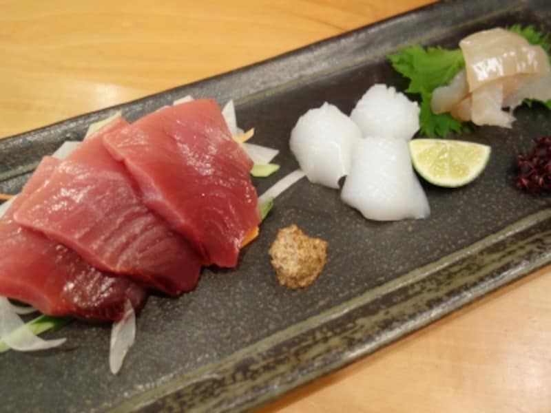 刺身盛り合わせ（1620円）