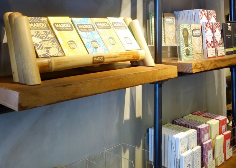 ベトナムの人気チョコレート MAROU（マルゥ）も店頭で購入できます。