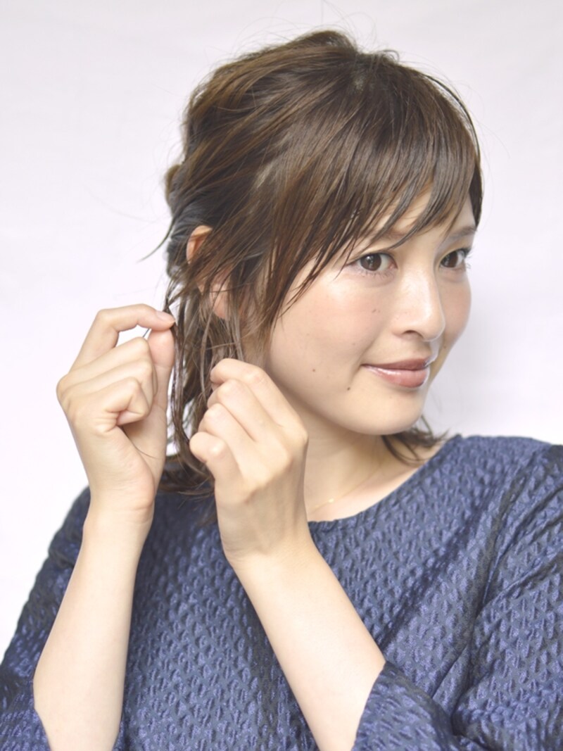 やや硬めのワックスをつけるとボリュームになってよい