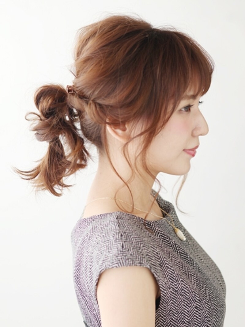 変形三つ編みアレンジ・ミディアムヘアサイド