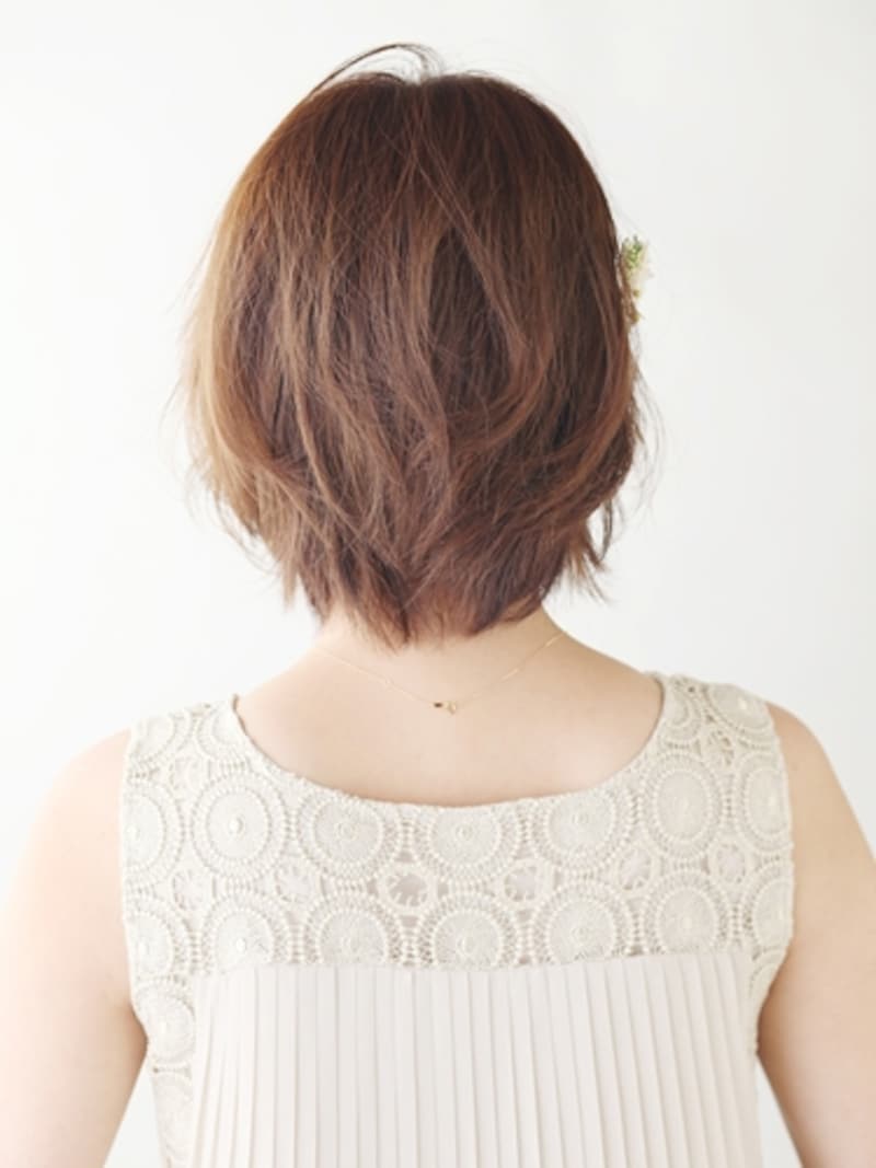 簡単耳かけアレンジ・ショートヘアバック