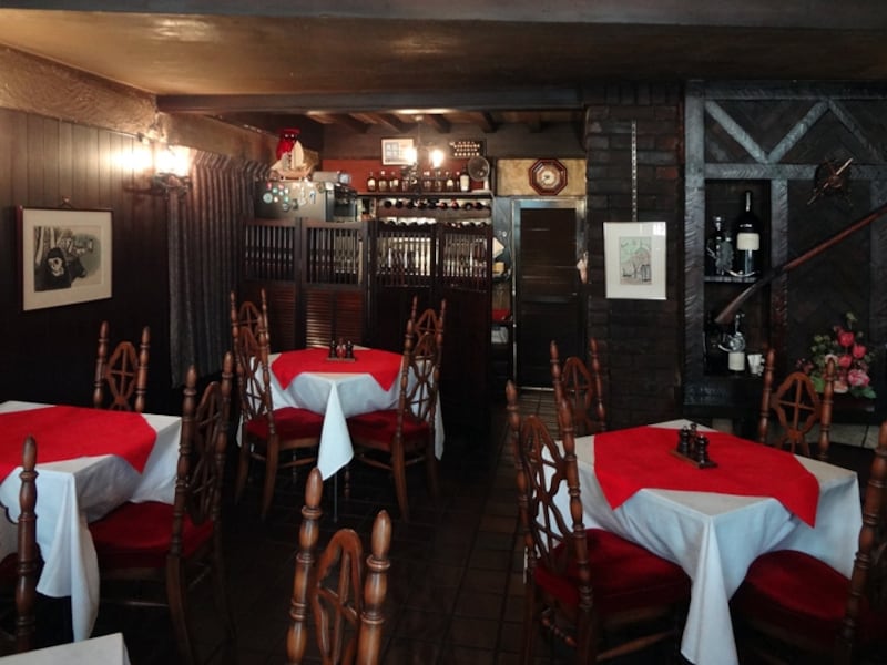 時間が止まったようなレトロな空間（画像提供：グリル・エス）