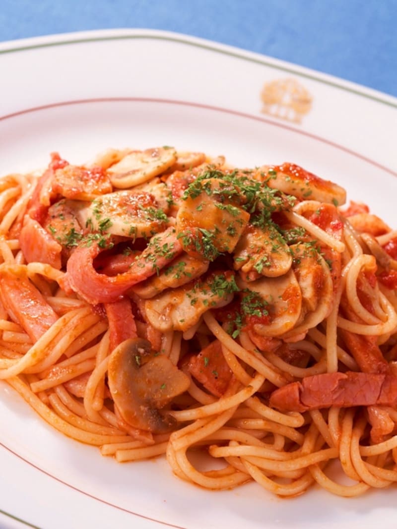 コーヒーハウスundefinedザ・カフェ「スパゲッティ ナポリタン（1800円税・サ料別）」（画像提供：ホテルニューグランド）