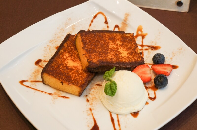 フレンチカステラ1200円（税込）