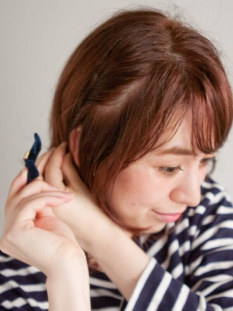 クリップが地肌に沿うようにしっかり