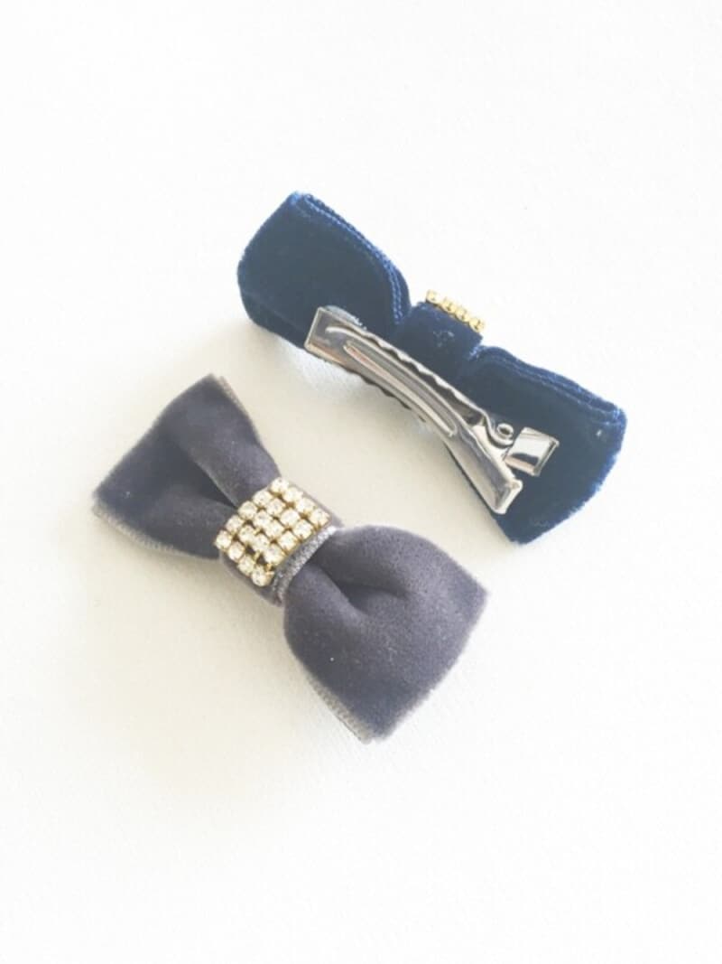 色違いのリボンクリップ