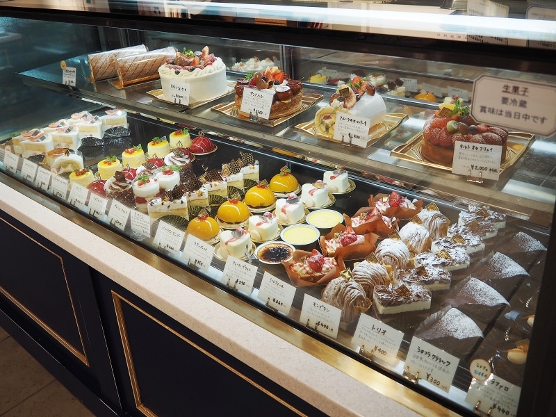 店内＠サンニコラ