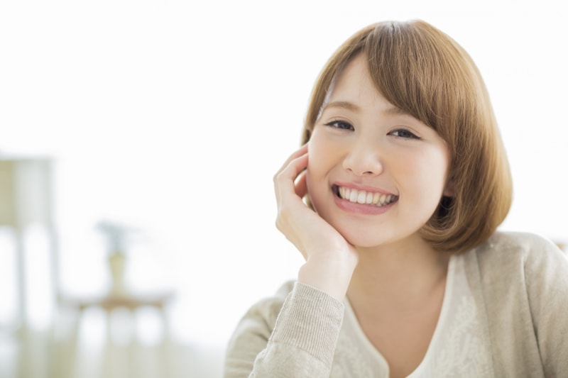 笑顔の女性