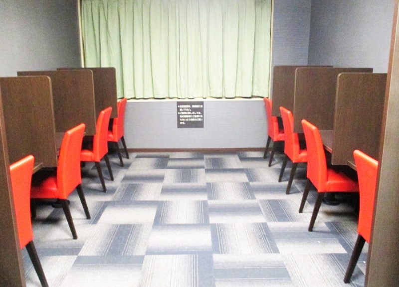 カプセルホテル