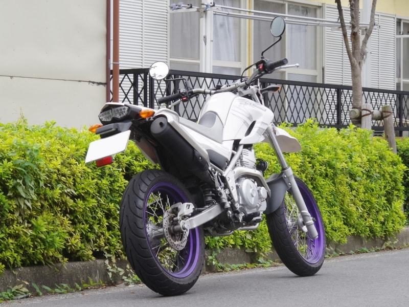 XT250Xリアビュー