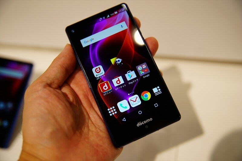 AQUOS Compact SH-02H