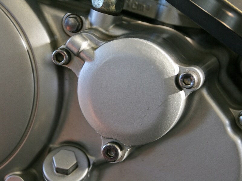 オイルフィルターカバーundefinedオイル漏れ