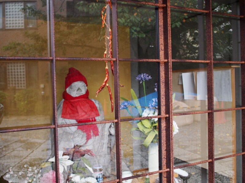 唐辛子がまつられている