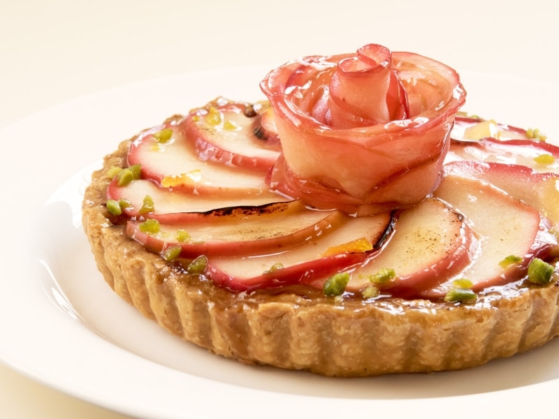 「開港レシピのアップルパイ（ホール2300円＜直径約15cm＞税別」※ホール販売のみ（2015年10月6日撮影）