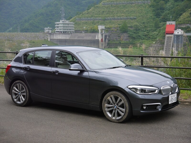 BMW118i