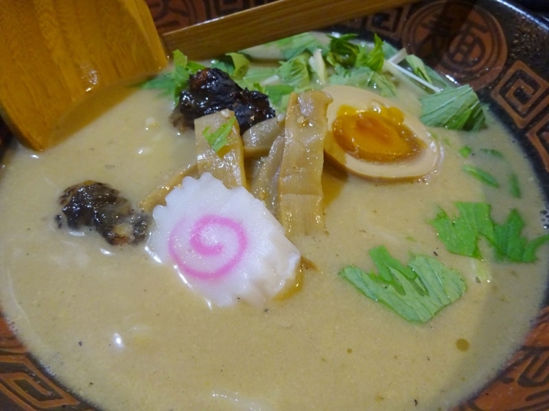 試行錯誤を重ねて完成した、うなぎラーメン