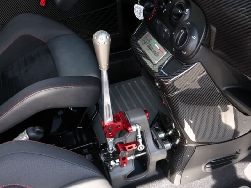 アバルト695ビポスト