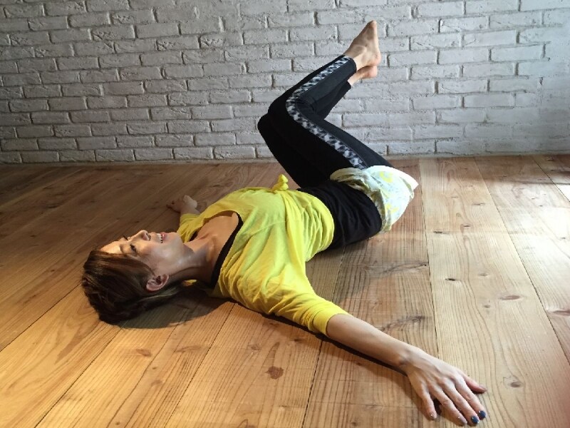 動かすのは下半身のみ！