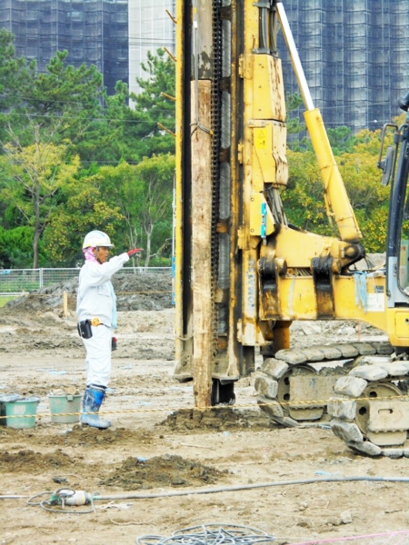 丸太打設工法