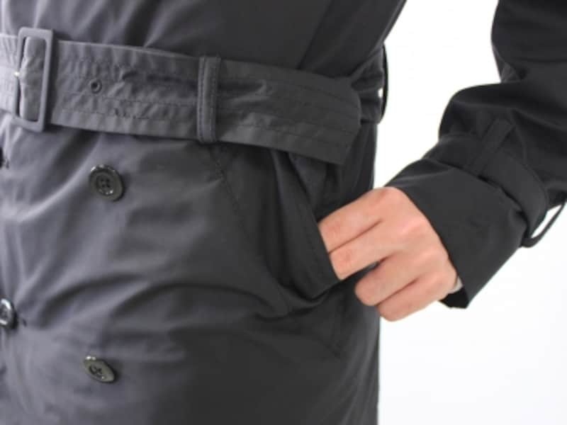 トレンチのベルトの巻き方