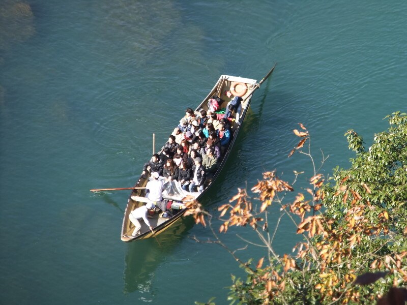 保津川下りの舟(1)