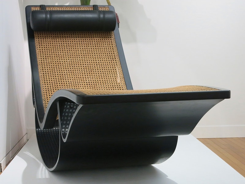 ロッキングチェア・正面斜め左の画像undefined