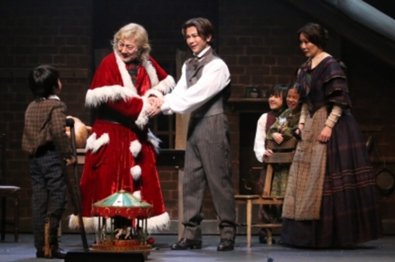 『スクルージ』撮影：田中亜紀