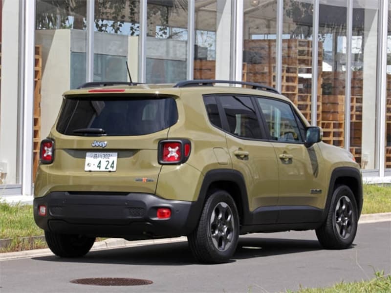 ジープ レネゲード