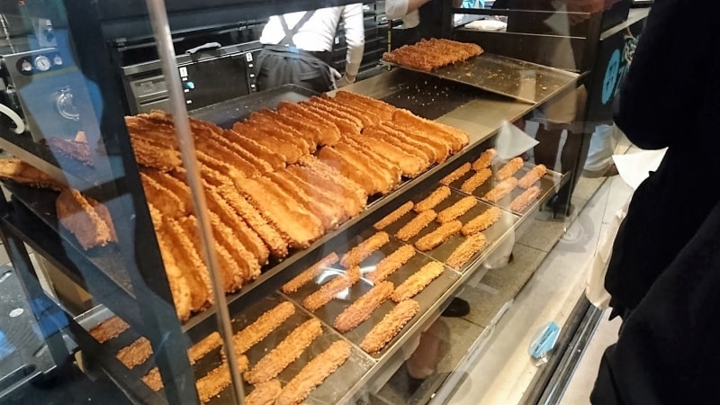 甘い香りに誘われて列に並んだ