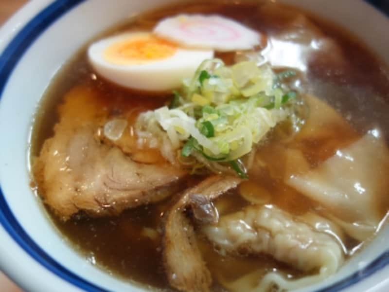 特製ワンタン麺800円