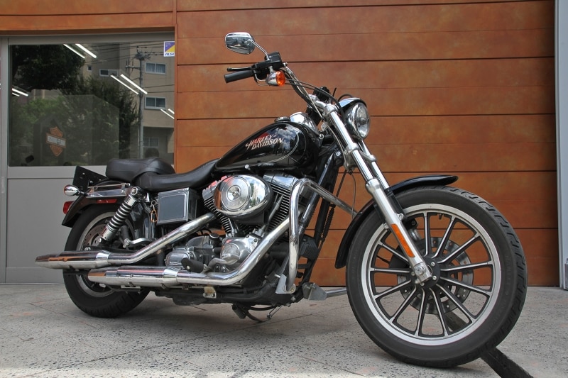 松原さんにとって初のハーレーとなったFXDLダイナ・ローライダー。約10年、苦楽をともにした