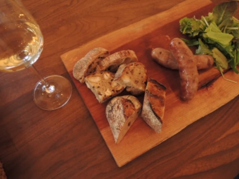 ワインとサルシッチャ