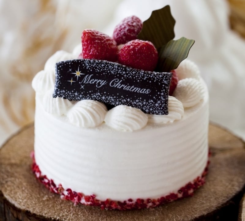 ストロベリーショートケーキ 12cm 3,900円 / 15cm 5,100円