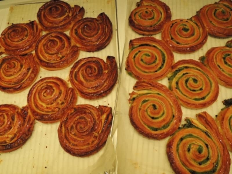 東京限定のエスカルゴ「エスカルゴ&nbsp;カフェ・ノワゼット」とパリで一番人気の「ショコラ・ピスターシュ」