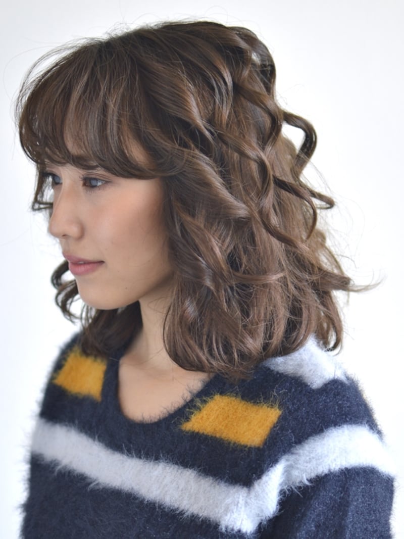 26ミリのアイロンで表面からしっかり巻く