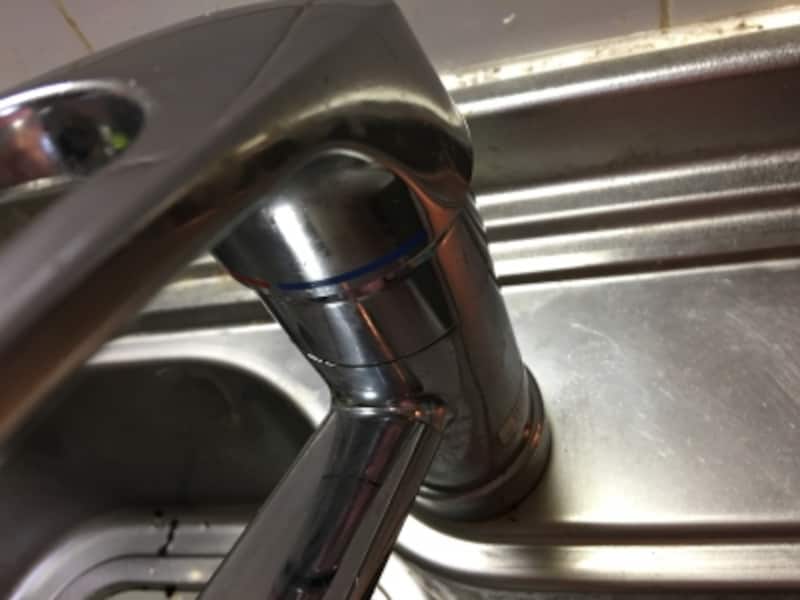 ストッキングで蛇口全体を磨くこともできる