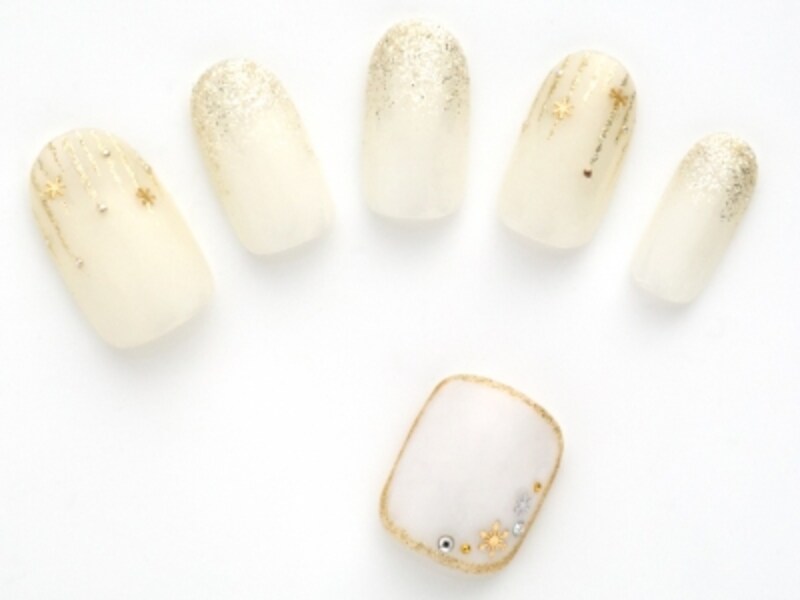 キラキラ最上級 クリスマスのおめかしネイルアート ネイルアート All About