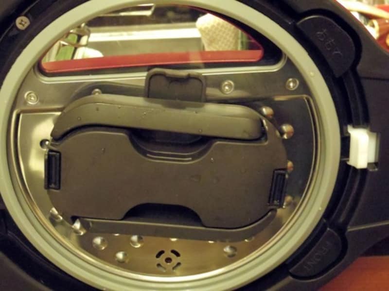 「まぜ技ユニット」で、食材を最適なタイミングで混ぜる機能があるため、水分が少ない無水調理でも焦げ付くことなくおいしい料理ができあがる