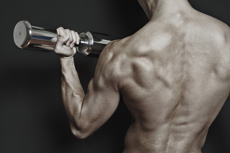 よくCMで見る短期間でムキムキは本当に可能?