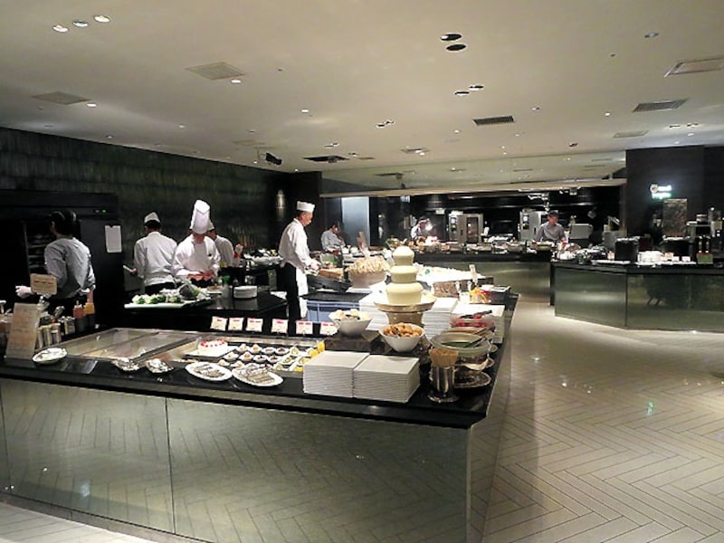 ホテル インターコンチネンタル 東京ベイ「シェフズ ライブ キッチン」