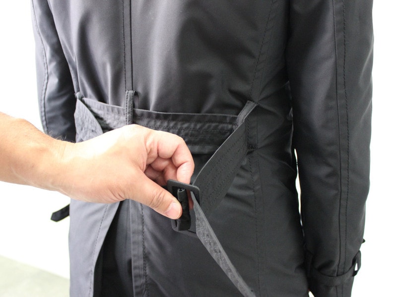 トレンチコート,ベルト,メンズ,ファッション,男性,ビジネス,マナー,コート,トレンド