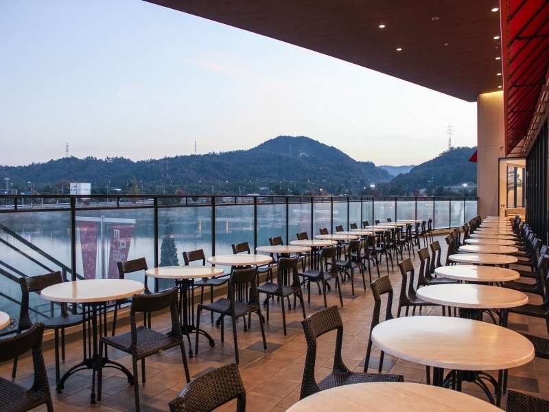 竜王ダイニング