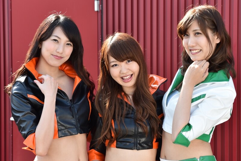 SKT EXE レースクイーン