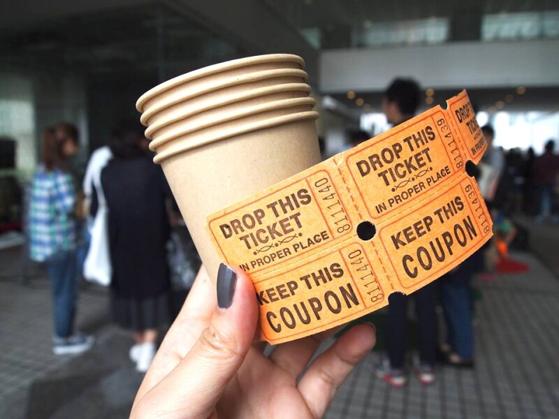 チケットを購入してコーヒーの飲み比べをしよう