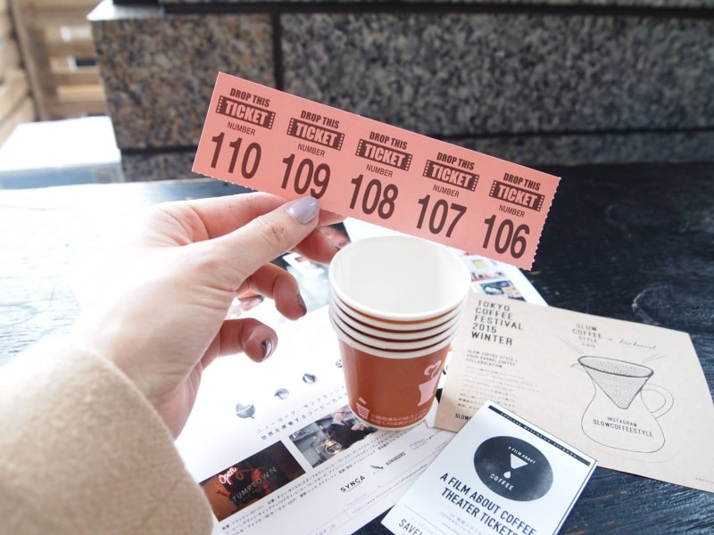 1000円で5チケット。カップ付き