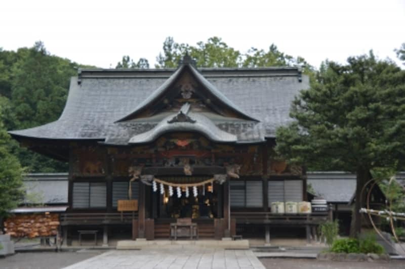 秩父神社の参拝 ご利益と御朱印や水占い 秩父夜祭 埼玉の観光 旅行 All About