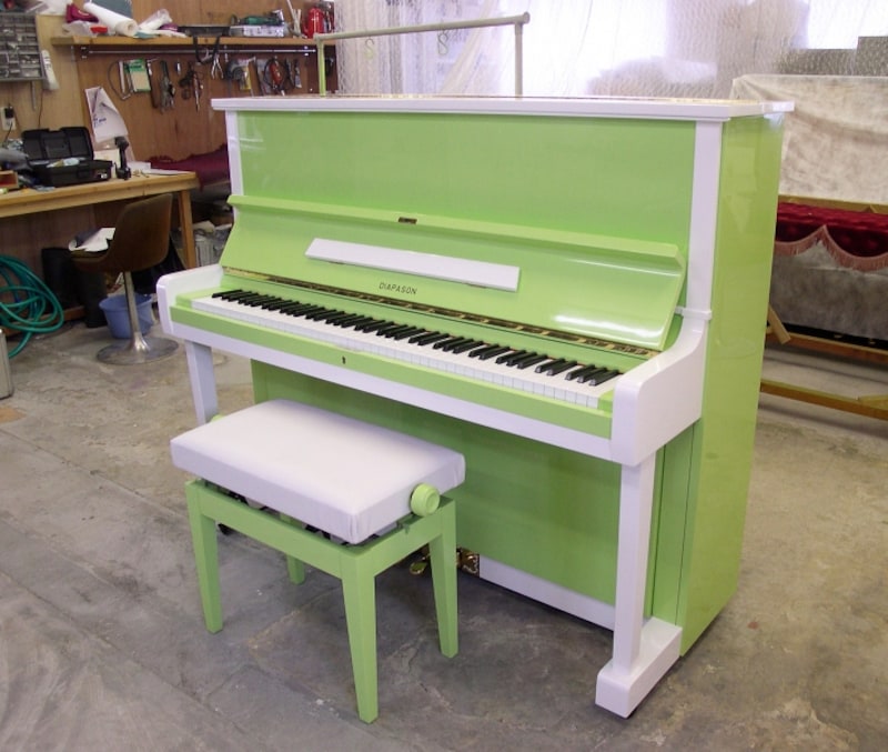 緑のリメイクピアノの写真