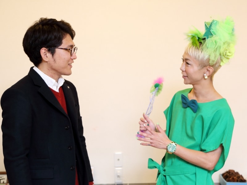 トシ子ちゃん直伝「楽屋ミラー」