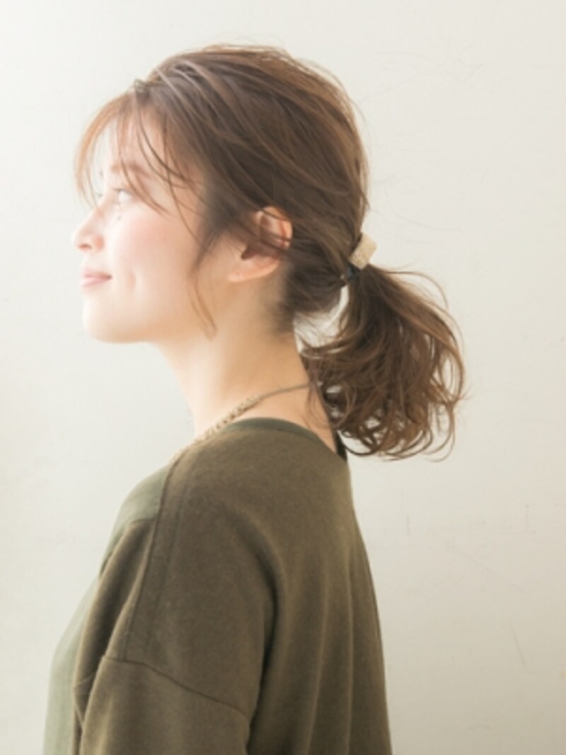 うぶ毛バングが可愛い！前髪ありの今どきポニーテール [ヘアアレンジ] All About